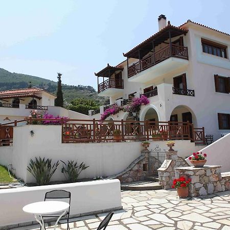 Pleoussa Studio And Apartments سكوبيلوس تاون المظهر الخارجي الصورة