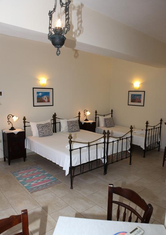 Pleoussa Studio And Apartments سكوبيلوس تاون المظهر الخارجي الصورة
