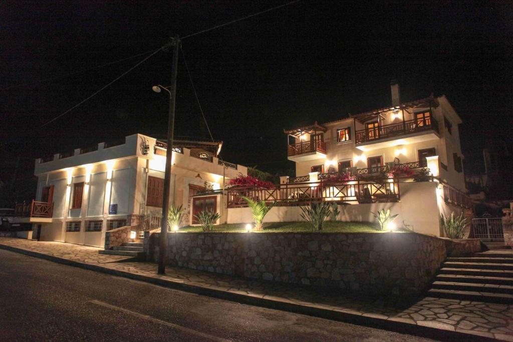 Pleoussa Studio And Apartments سكوبيلوس تاون المظهر الخارجي الصورة